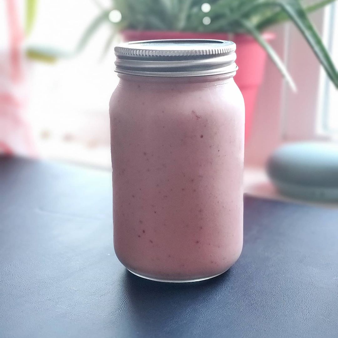 Ninth Recipes' Strawberry Banana Smoothie
